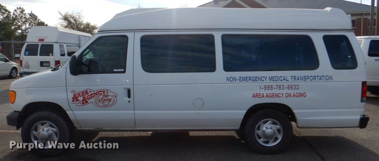 image for item HL9299 2007 Ford E250  handicap accessible van