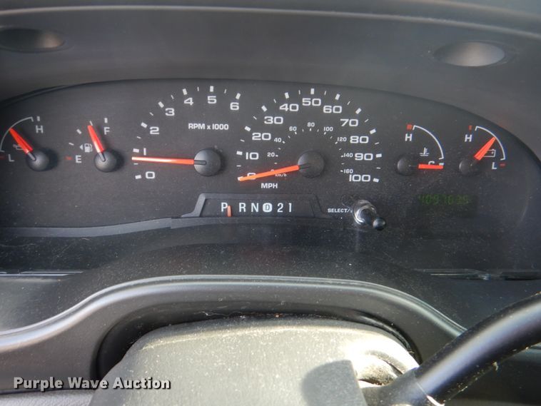 image for item HL9299 2007 Ford E250  handicap accessible van