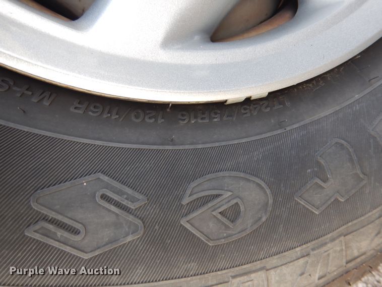 image for item HL9299 2007 Ford E250  handicap accessible van