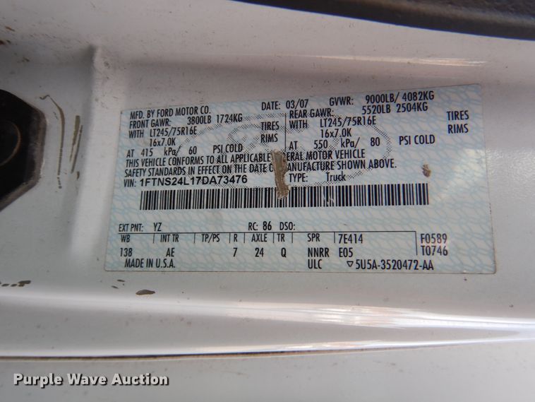 image for item HL9299 2007 Ford E250  handicap accessible van