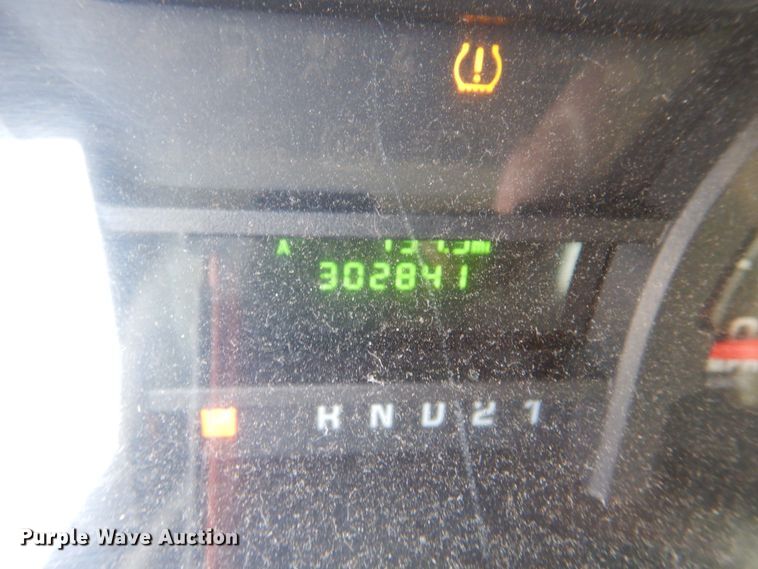 image for item HL9301 2009 Ford E350  handicap accessible van