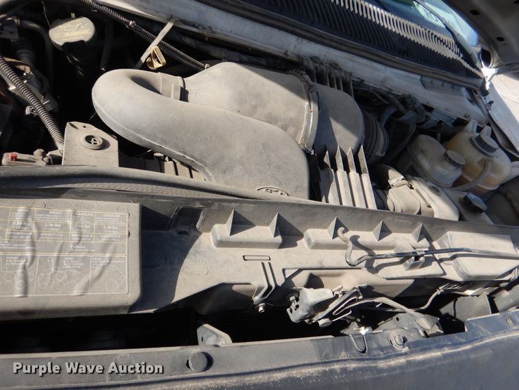 image for item HL9301 2009 Ford E350  handicap accessible van