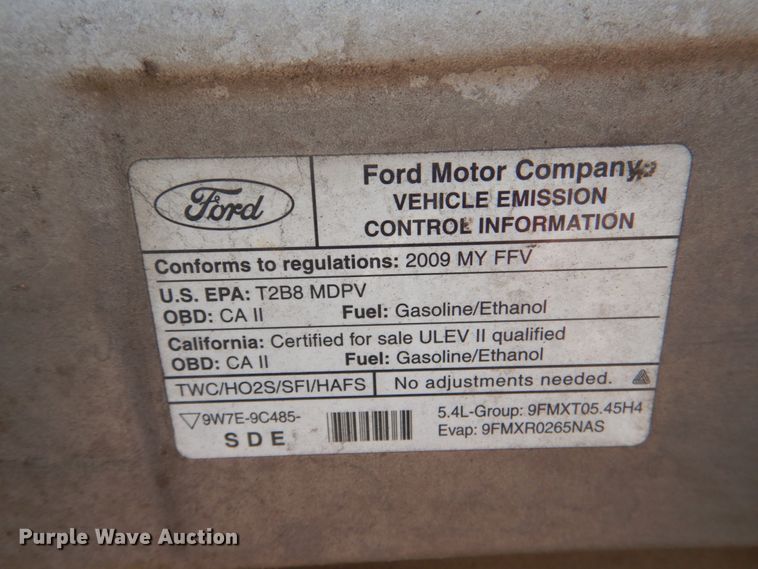 image for item HL9301 2009 Ford E350  handicap accessible van