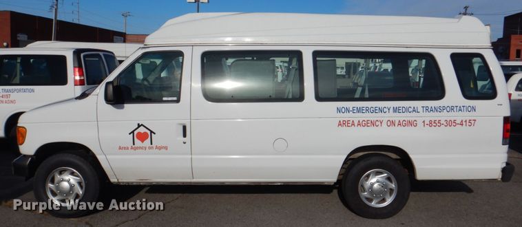 image for item HL9303 2007 Ford E350  handicap accessible van