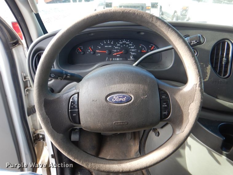 image for item HL9303 2007 Ford E350  handicap accessible van