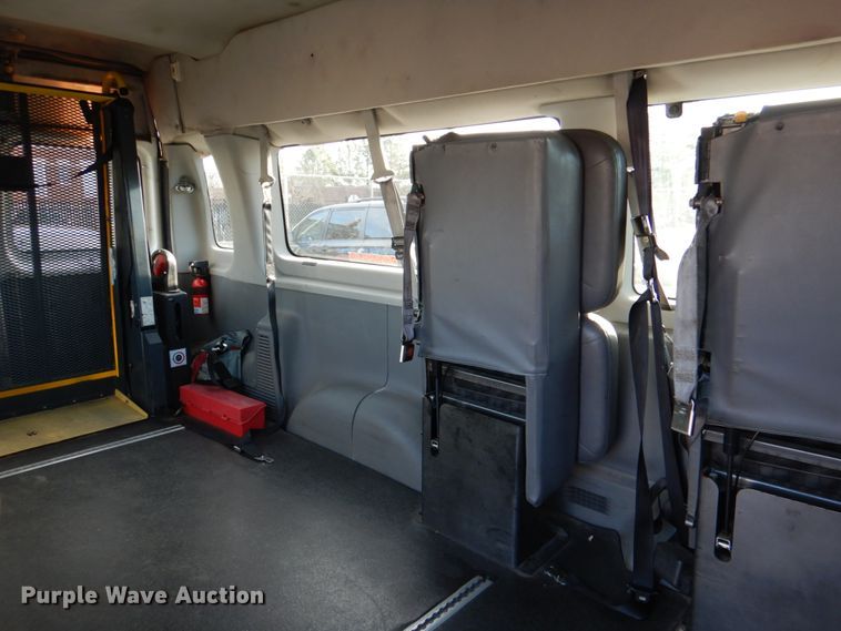 image for item HL9303 2007 Ford E350  handicap accessible van