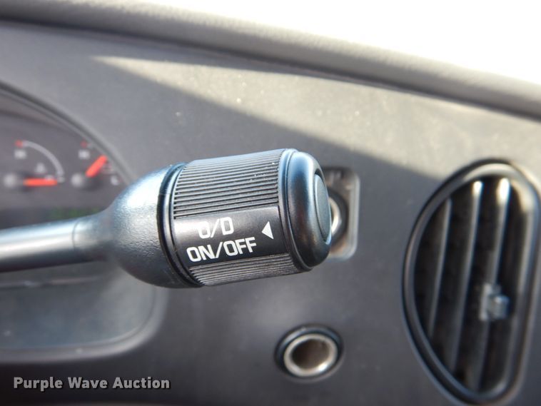 image for item HL9304 2007 Ford E250  handicap accessible van