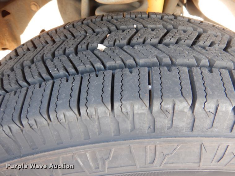 image for item HL9304 2007 Ford E250  handicap accessible van