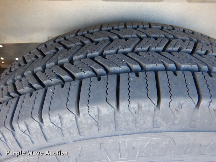 image for item HL9304 2007 Ford E250  handicap accessible van