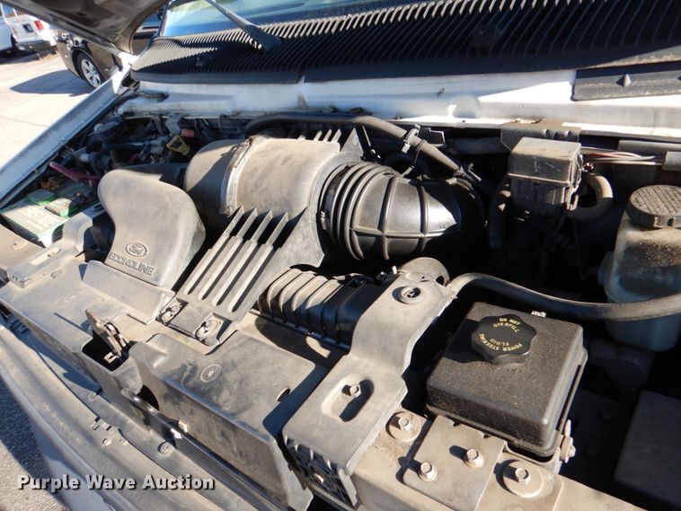 image for item HL9305 2006 Ford E350  handicap accessible van