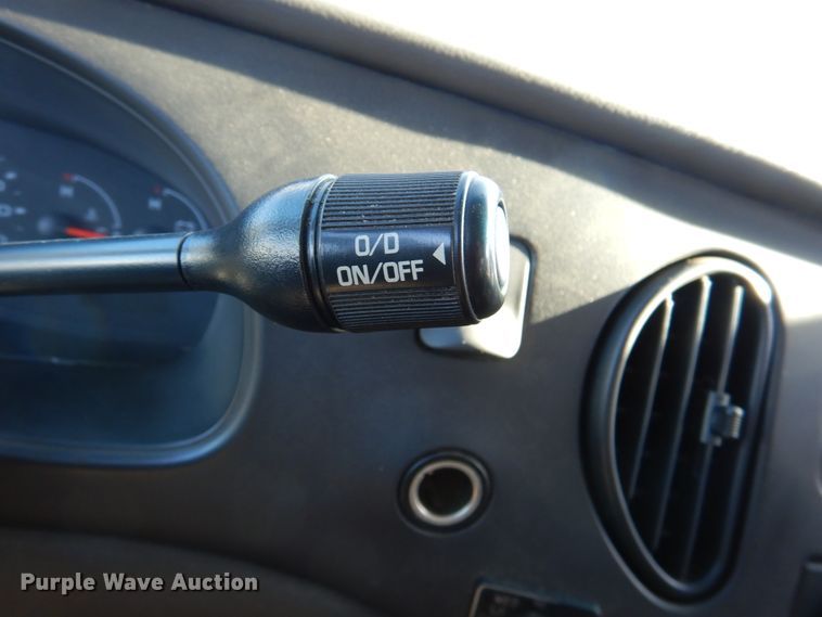 image for item HL9306 2008 Ford E250  handicap accessible van