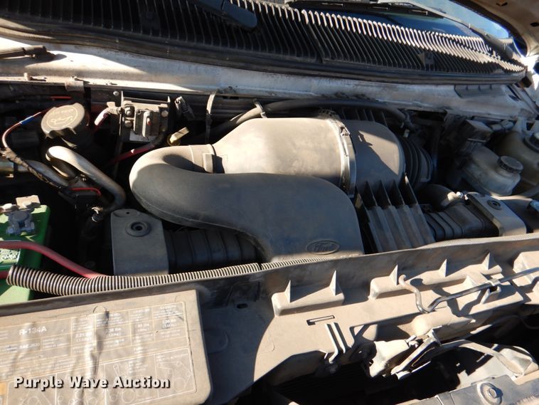 image for item HL9306 2008 Ford E250  handicap accessible van