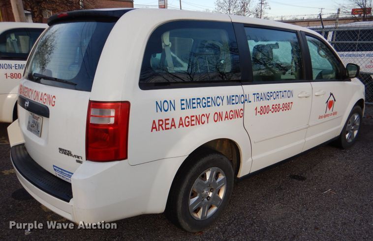 image for item HL9307 2010 Dodge Grand Caravan  van