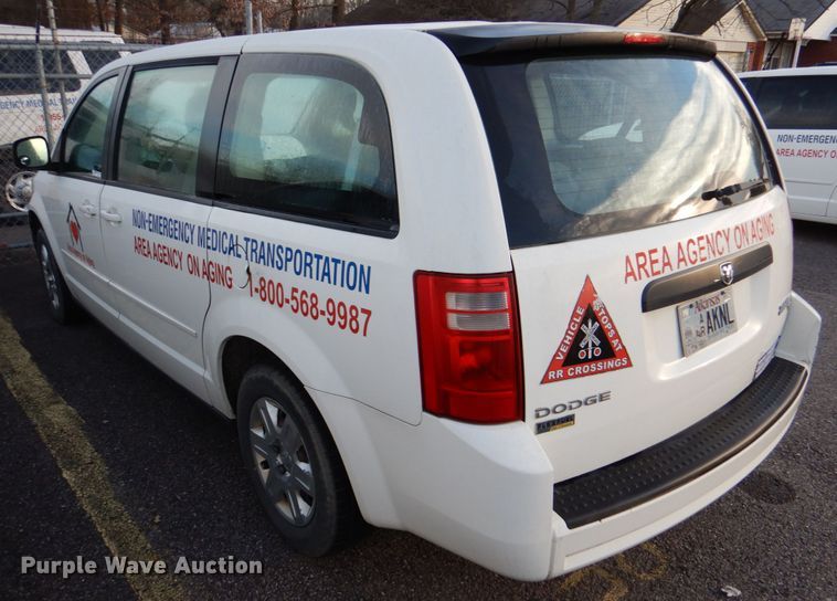 image for item HL9307 2010 Dodge Grand Caravan  van