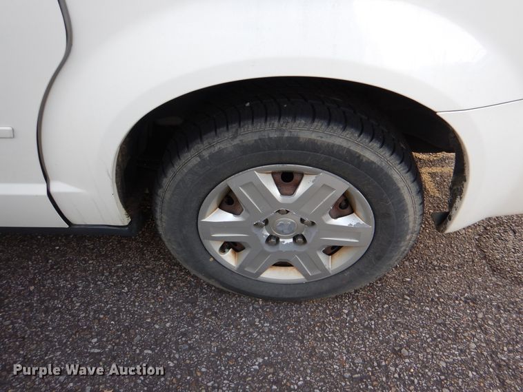 image for item HL9307 2010 Dodge Grand Caravan  van