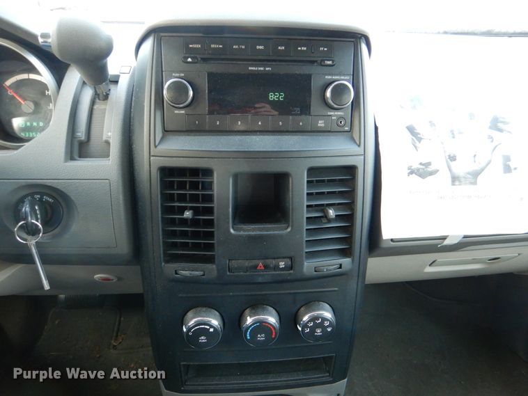 image for item HL9308 2010 Dodge Grand Caravan  van