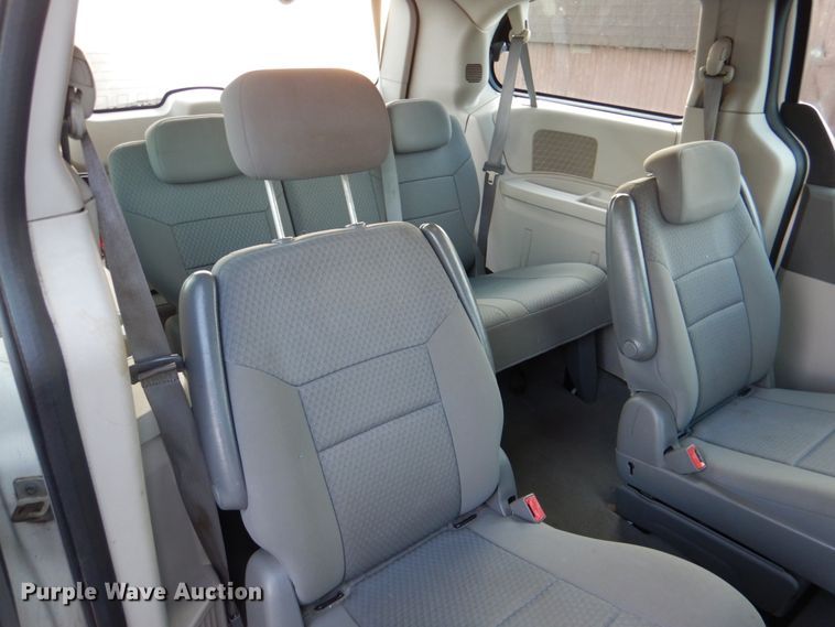 image for item HL9308 2010 Dodge Grand Caravan  van