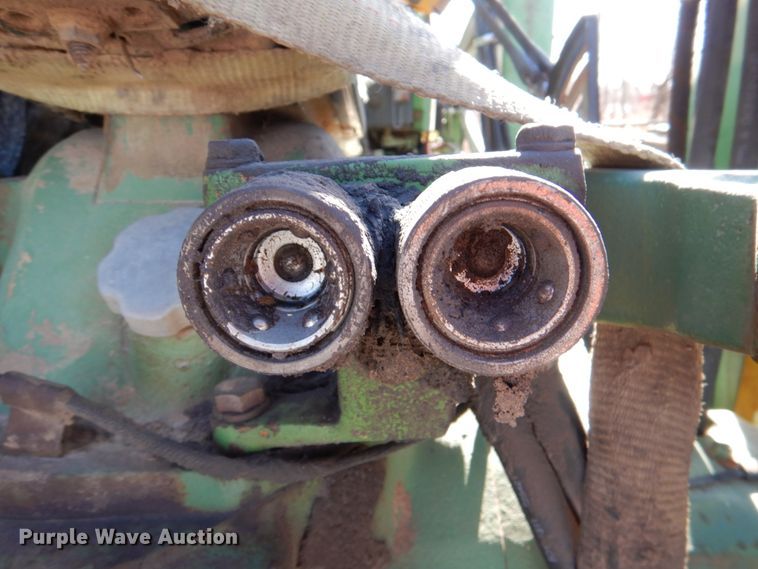 image for item HL9314 1974 John Deere 1530  tractor