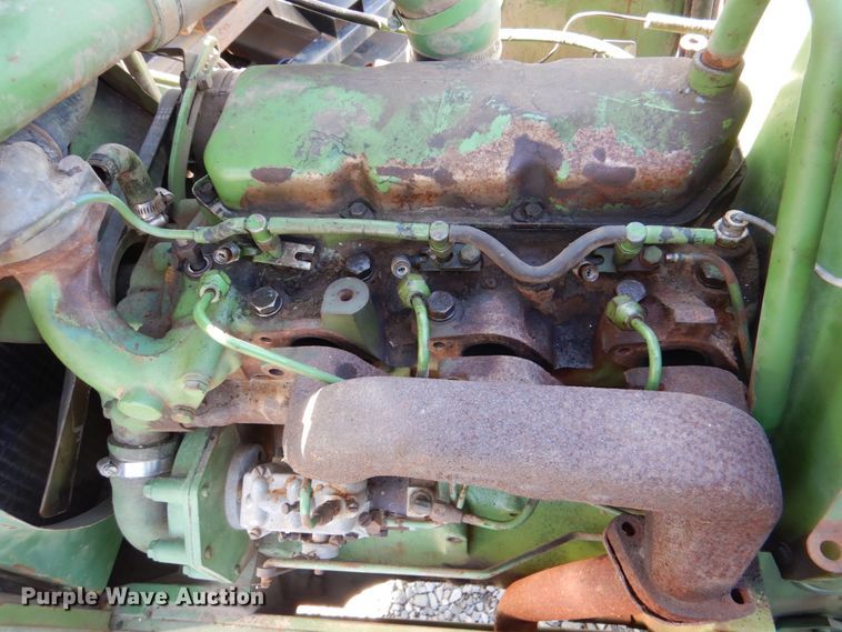 image for item HL9314 1974 John Deere 1530  tractor