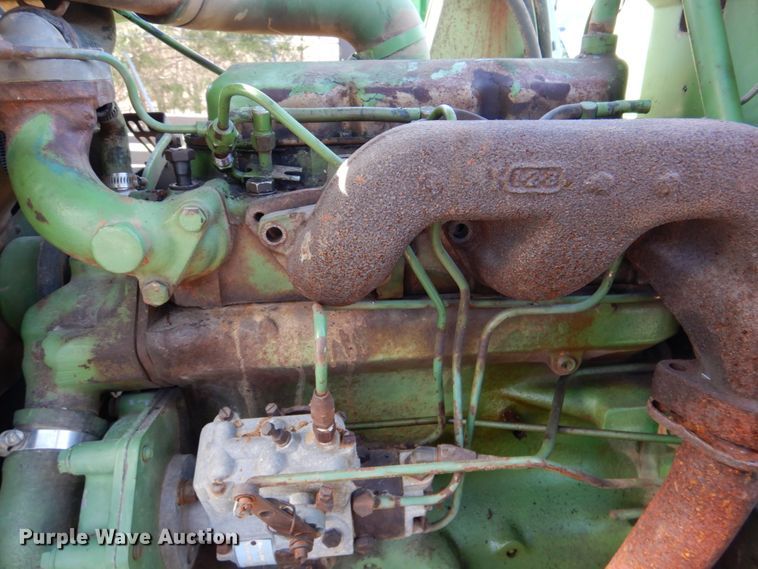 image for item HL9314 1974 John Deere 1530  tractor