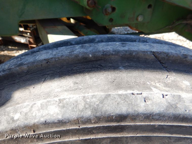 image for item HL9314 1974 John Deere 1530  tractor