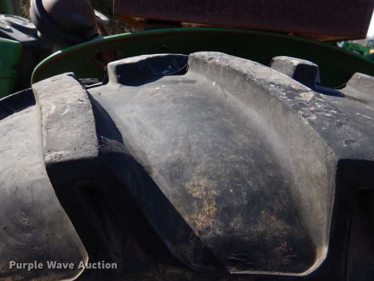 image for item HL9314 1974 John Deere 1530  tractor