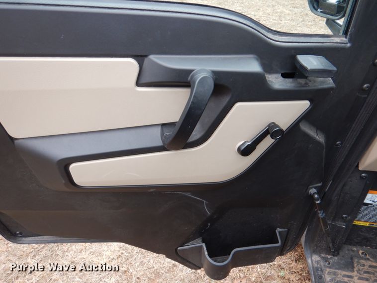 image for item HL9320 2020 John Deere Gator XUV835R  utility vehicle