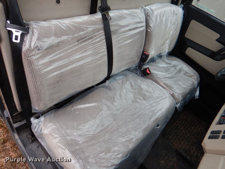 image for item HL9320 2020 John Deere Gator XUV835R  utility vehicle