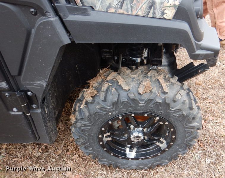 image for item HL9320 2020 John Deere Gator XUV835R  utility vehicle