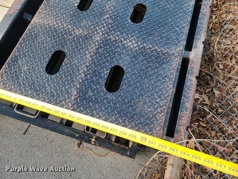 image for item HM9372 2017 Big Tex equipment trailer