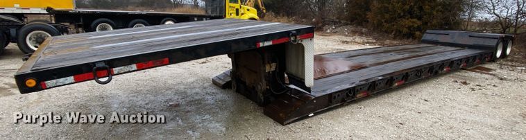 image for item HR9288 2007 XL 70MFG lowboy equipment trailer