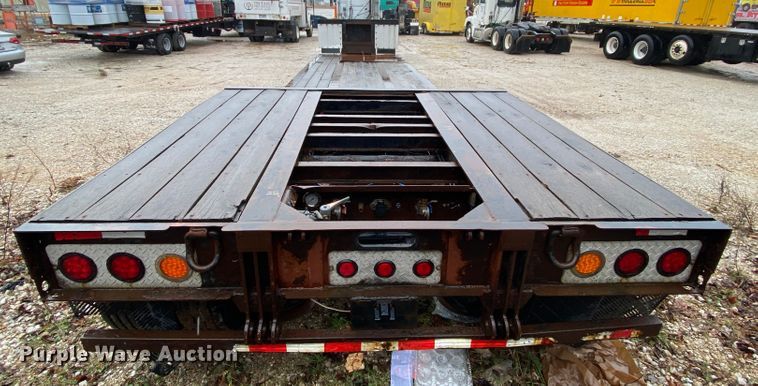 image for item HR9288 2007 XL 70MFG lowboy equipment trailer