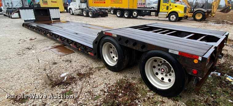 image for item HR9288 2007 XL 70MFG lowboy equipment trailer