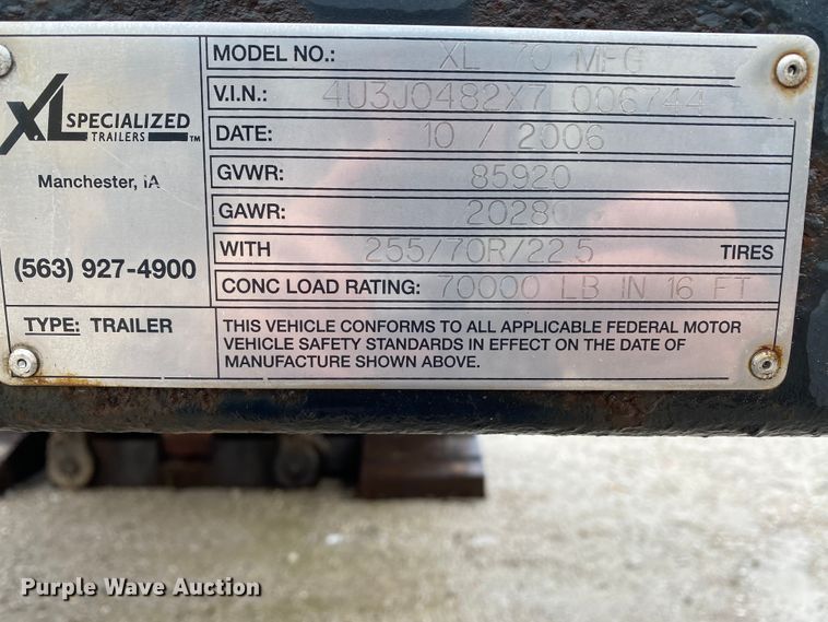 image for item HR9288 2007 XL 70MFG lowboy equipment trailer