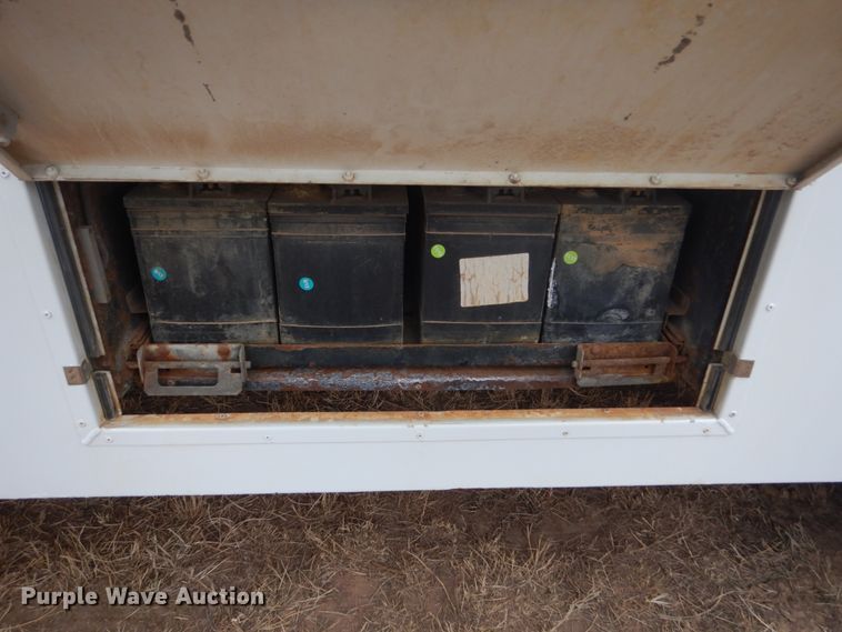 image for item HS9773 1996 Chevrolet Kodiak  box truck