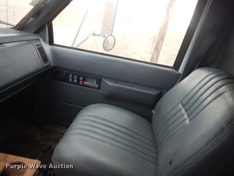 image for item HS9773 1996 Chevrolet Kodiak  box truck