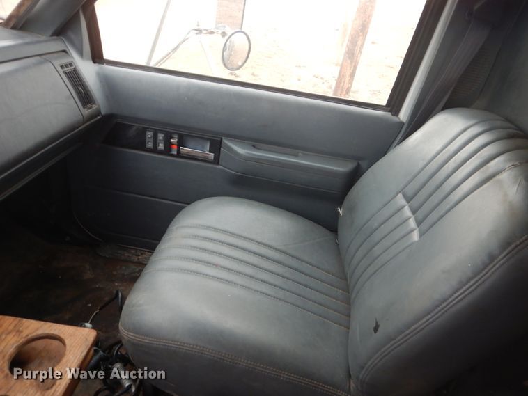 image for item HS9773 1996 Chevrolet Kodiak  box truck