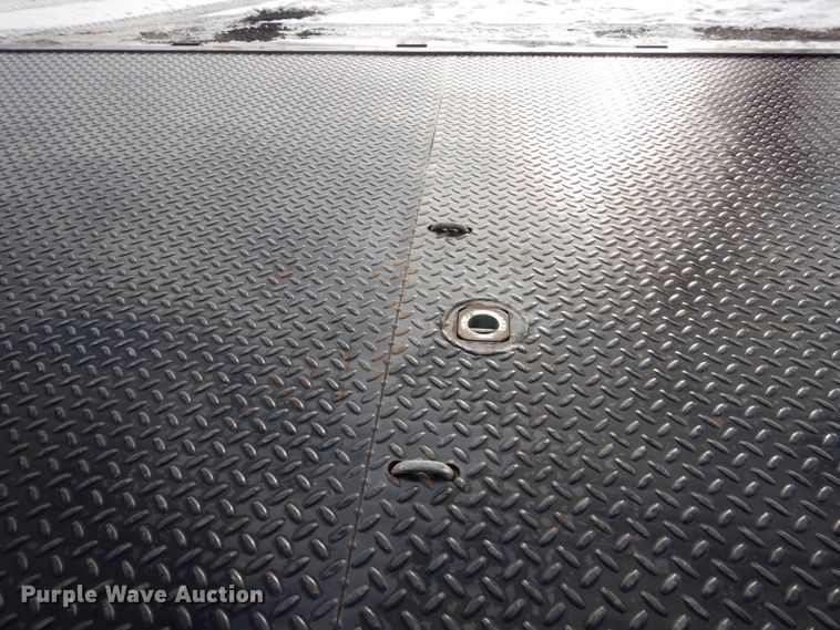 image for item HS9801 2009 Ford F450 Super Duty XLT  flatbed truck