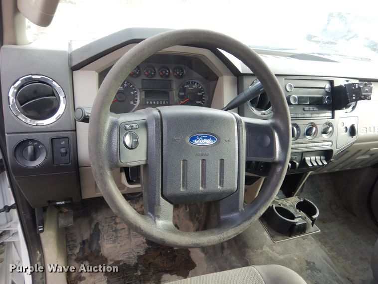 image for item HS9801 2009 Ford F450 Super Duty XLT  flatbed truck