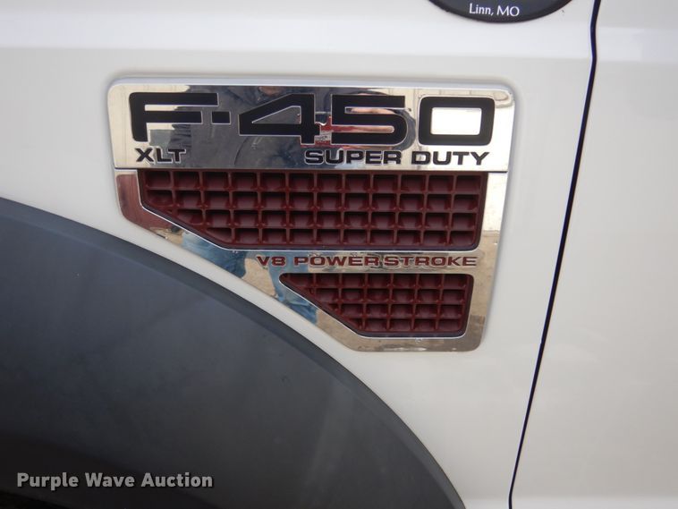 image for item HS9801 2009 Ford F450 Super Duty XLT  flatbed truck