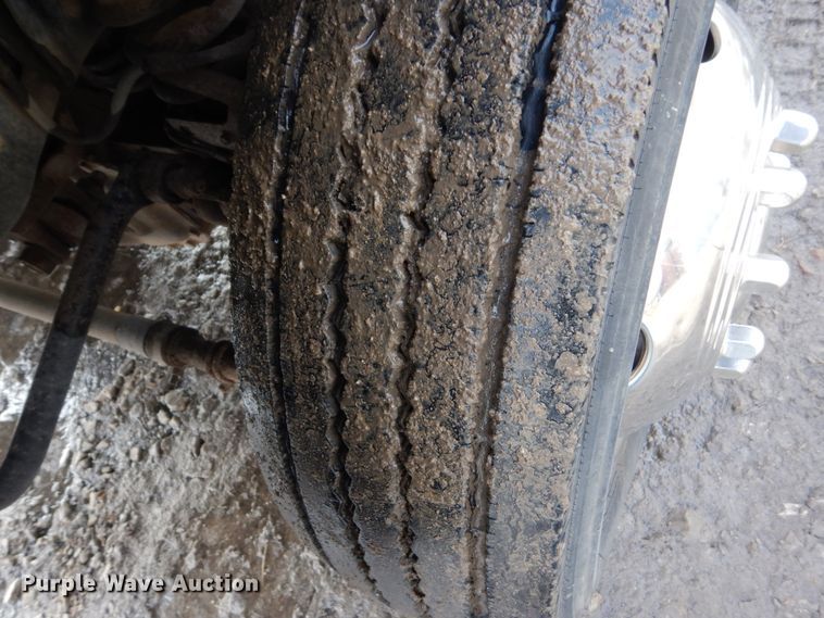 image for item HS9801 2009 Ford F450 Super Duty XLT  flatbed truck