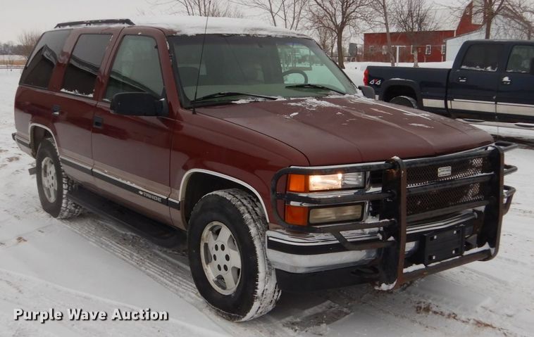 image for item HS9812 1998 Chevrolet Tahoe  SUV