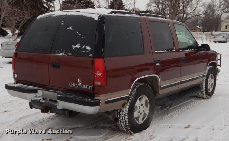image for item HS9812 1998 Chevrolet Tahoe  SUV