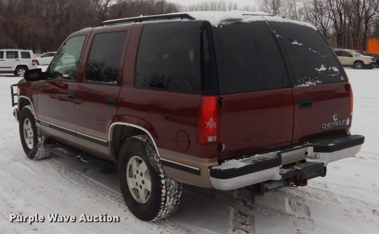 image for item HS9812 1998 Chevrolet Tahoe  SUV