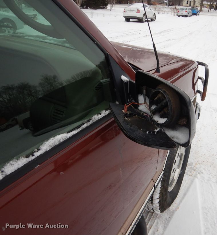 image for item HS9812 1998 Chevrolet Tahoe  SUV