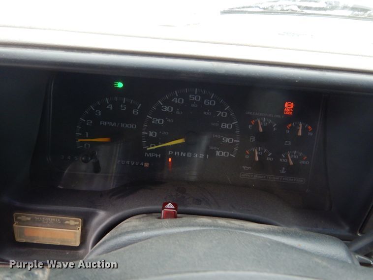 image for item HS9812 1998 Chevrolet Tahoe  SUV