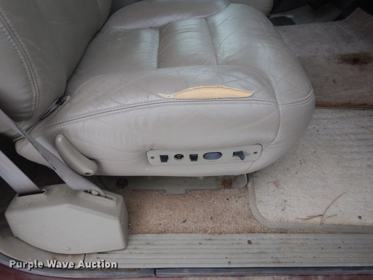 image for item HS9812 1998 Chevrolet Tahoe  SUV