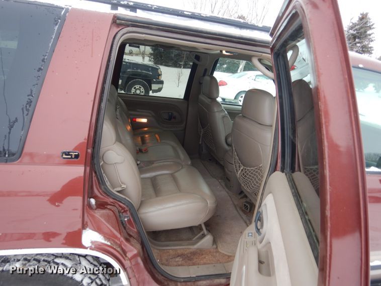 image for item HS9812 1998 Chevrolet Tahoe  SUV