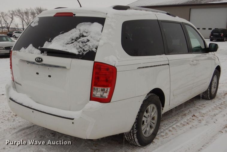 image for item HS9816 2012 Kia Sendona  van