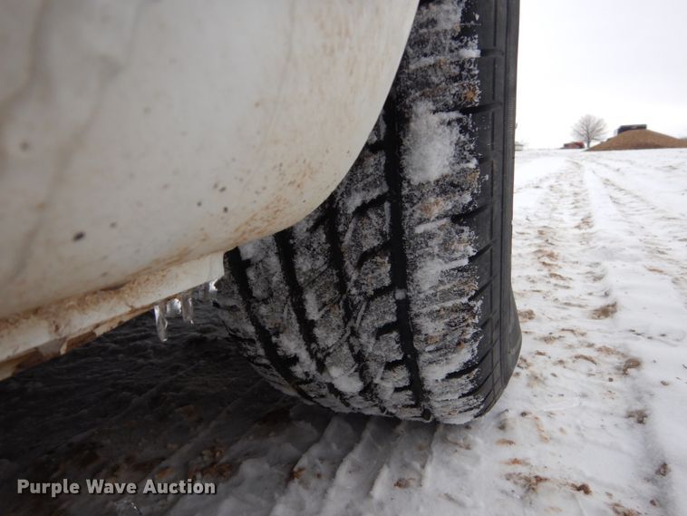 image for item HS9816 2012 Kia Sendona  van